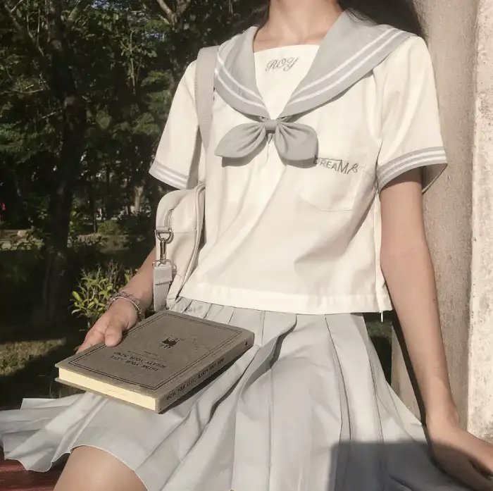 无颜之月